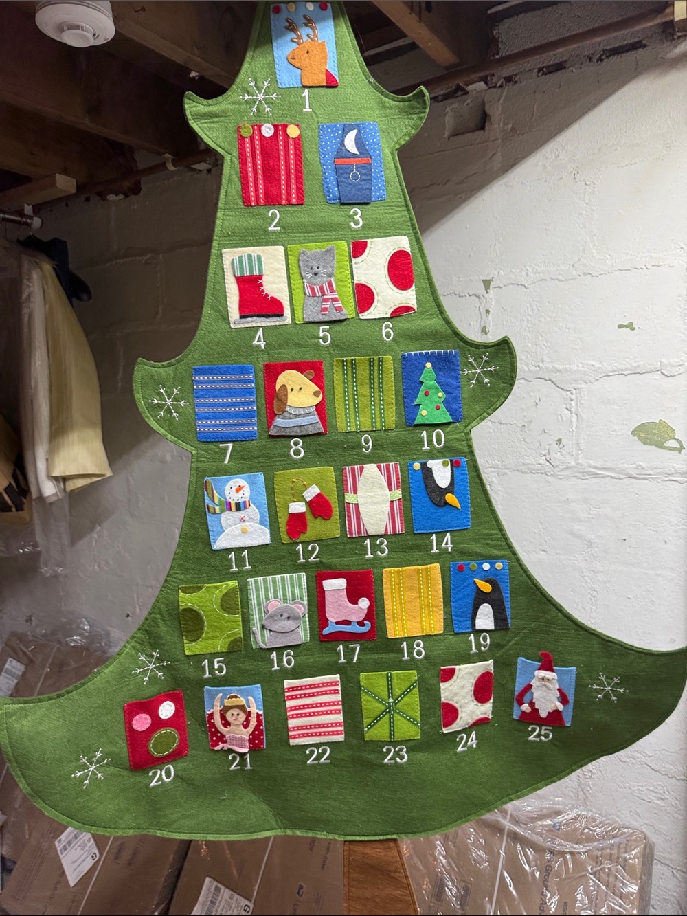 Pottery Barn Kids Festive Green Felt Christmas Tree Advent Calendar